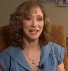 Joann Cohen, Phoenix matchmaker and expert in over 40 dating